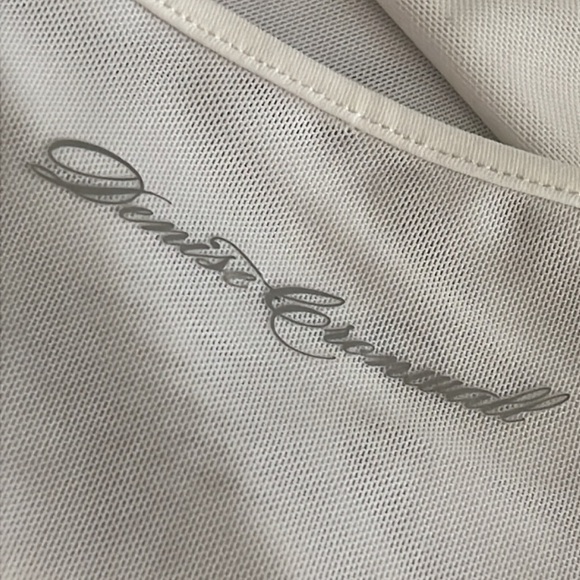 Denise Cronwall double layer mesh top, white, long sleeve, V neck, size S, NWOT - Picture 9 of 9